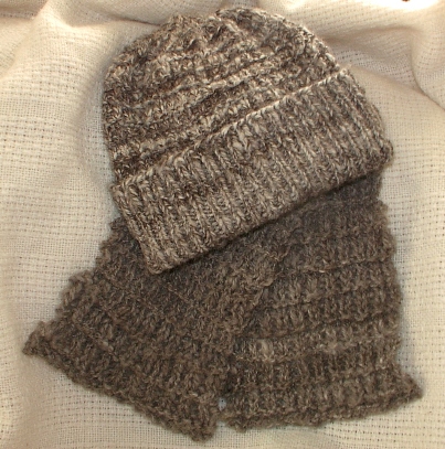 Hat and scarf from TdF handspun